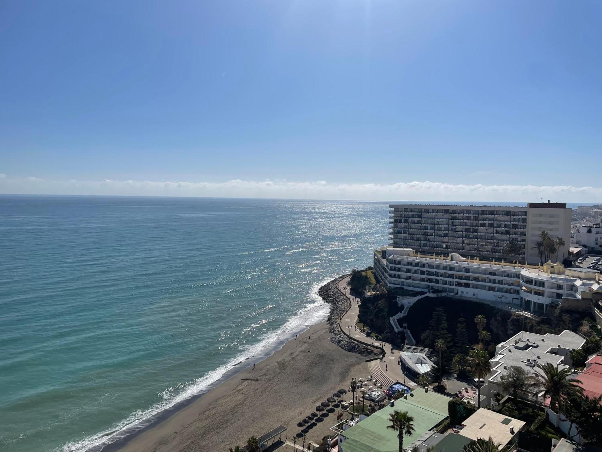 Apartamentos La Roca Rentals Torremolinos Room photo